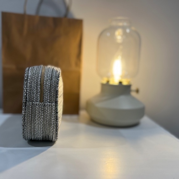 Chanel Makeup Cosmetics Bag - Picture 4 of 5